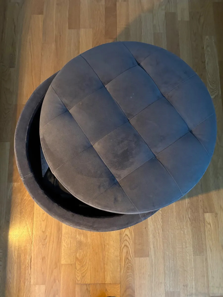 Footstool - Image 3