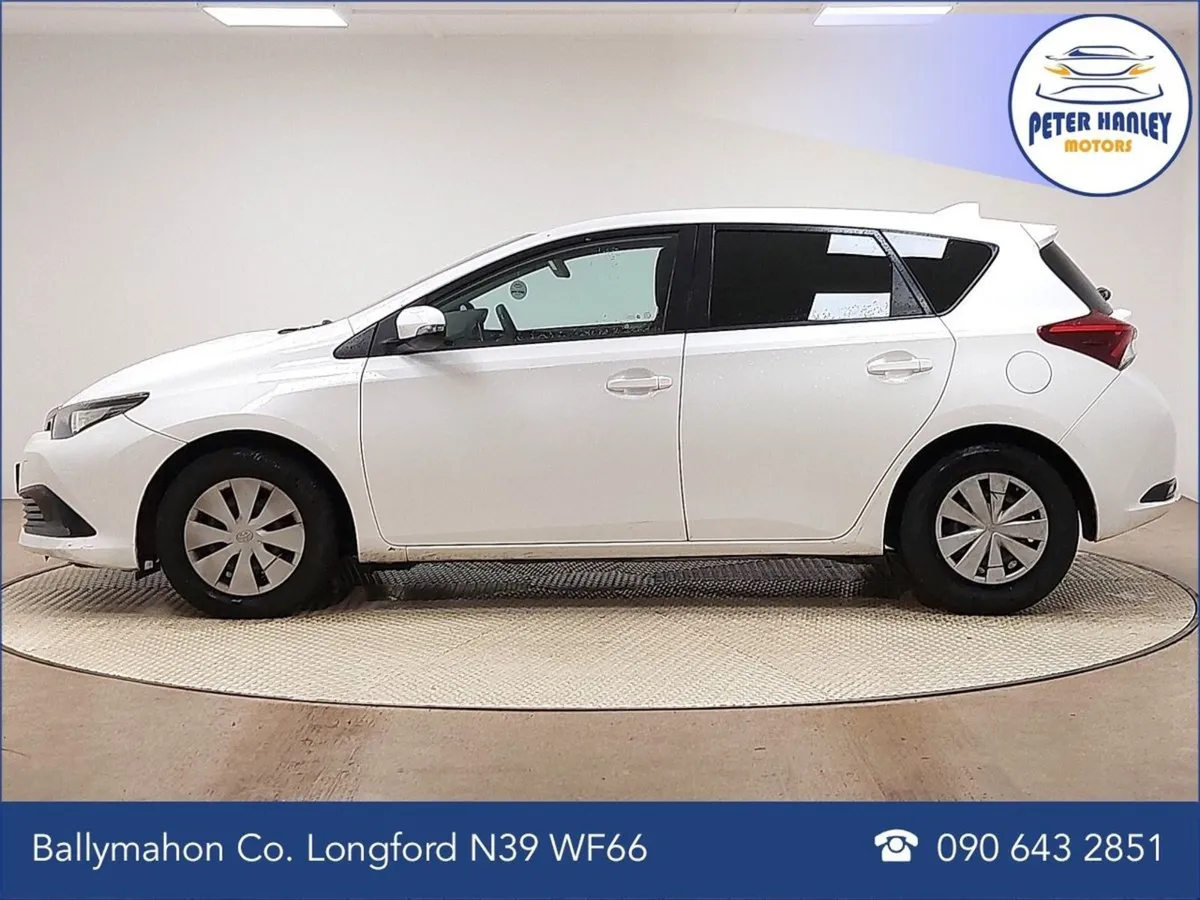 Toyota Auris 1.4 D-4d (90) 5Dr Aura - Image 4