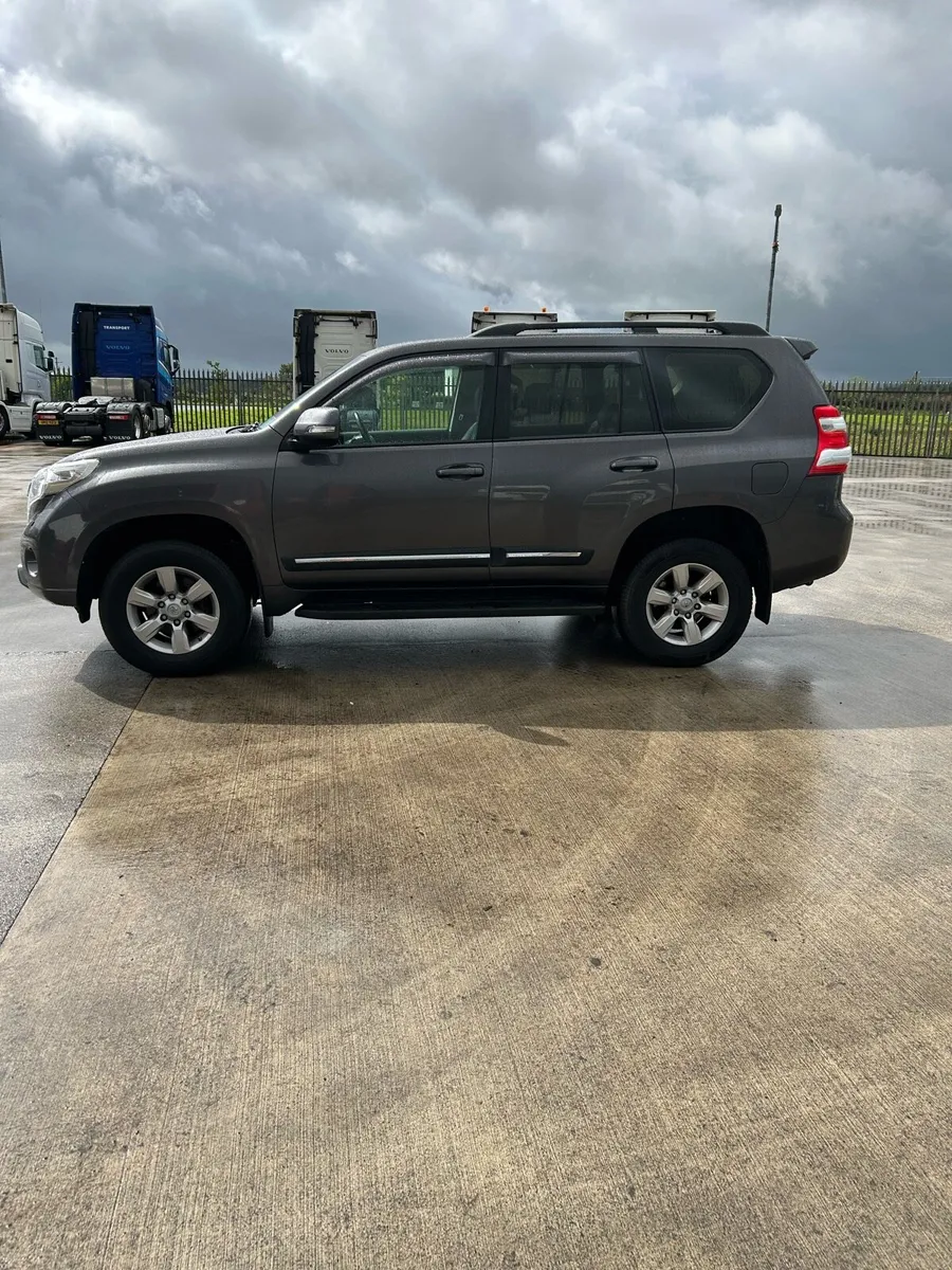 2016 Toyota Land Cruiser Business auto - Image 3