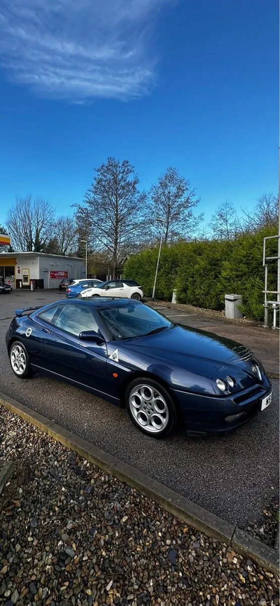 Alfa Romeo GTV 2.0 Twin Spark (Irish reg) - Image 3