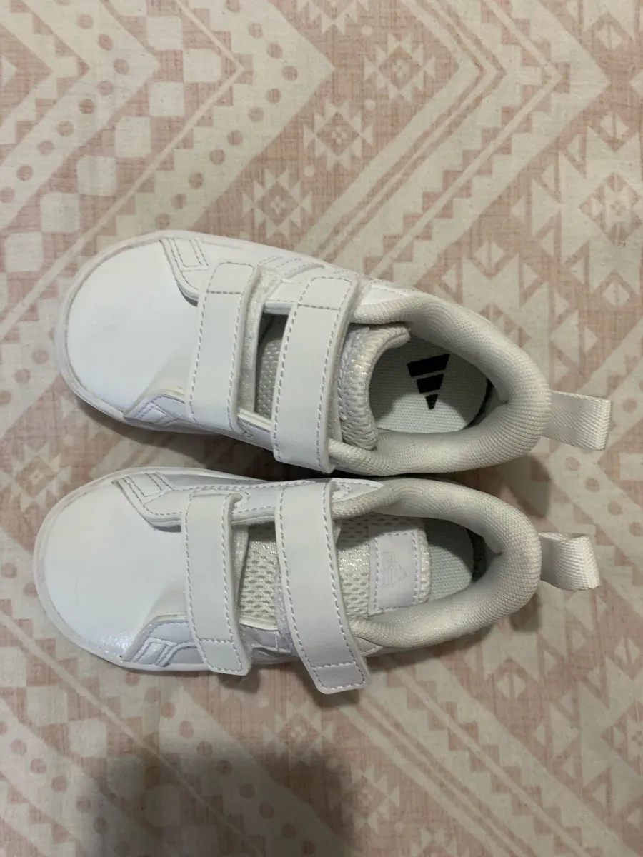 Kids trainers - Image 2