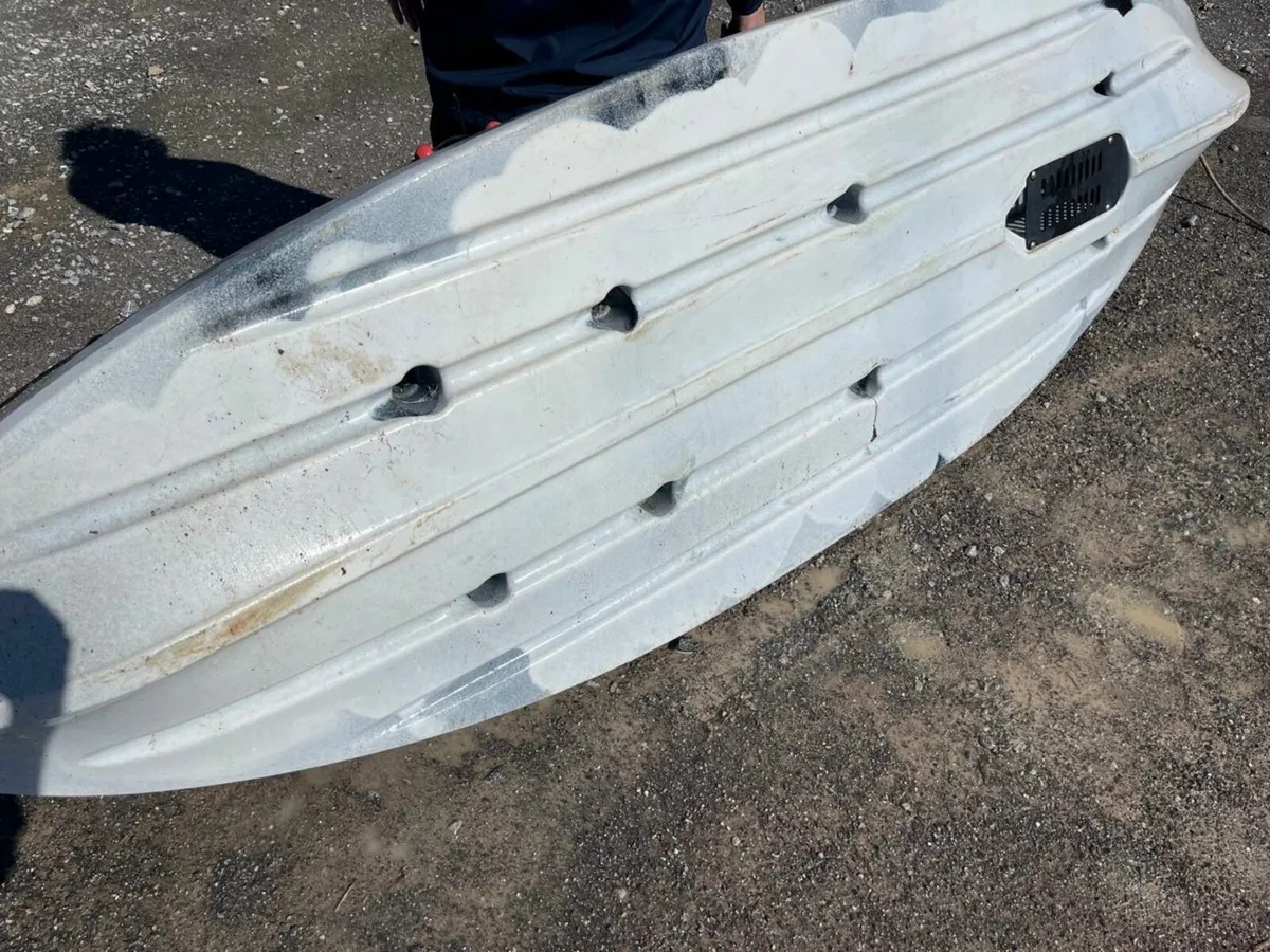 The SkipJak FishJak 10 - Deluxe 10ft Kayak - Image 3