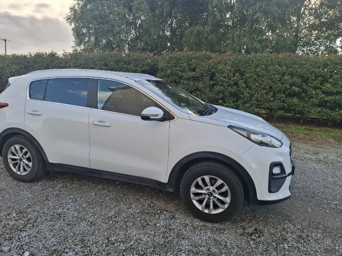 Kia Sportage 2021 - Image 2