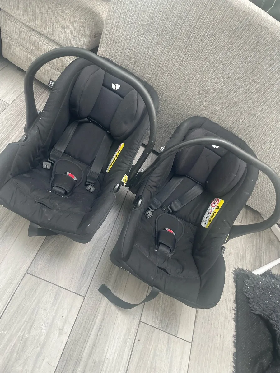 Car seats & bases for twins