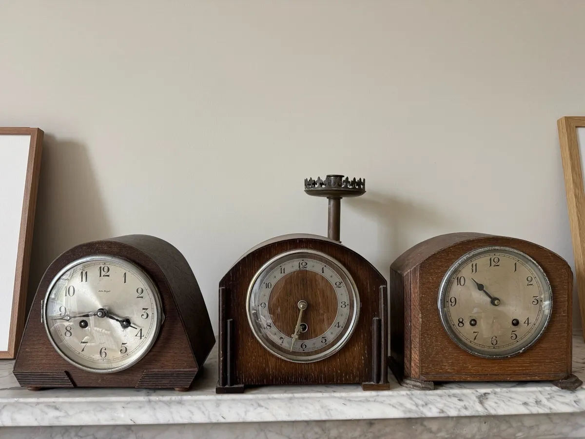 Vintage clocks - Image 1