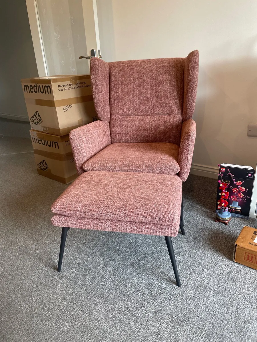 chair and footrest and small cube bookcase plus - Image 1