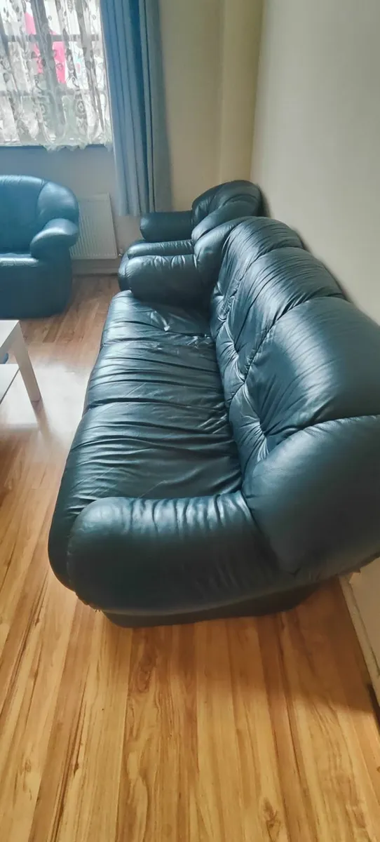 Navy Couch Set (3-seater & x2 Single seaters) - Image 3