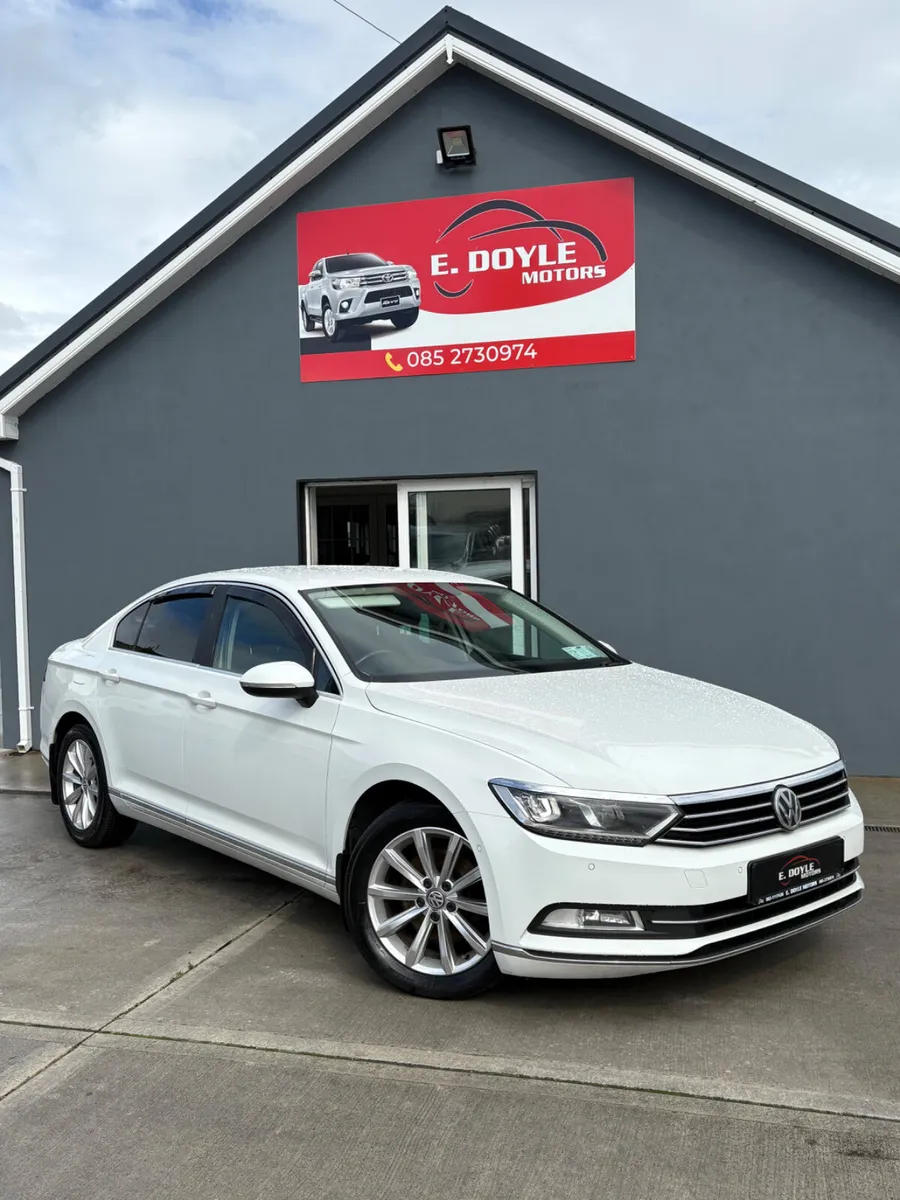2016 Volkswagen Passat Highline 2.0 - Image 1