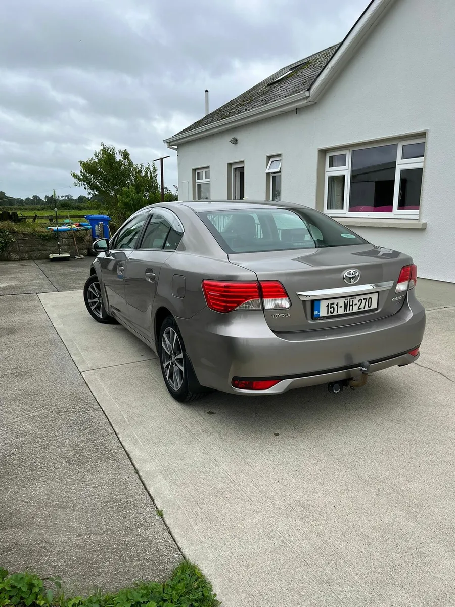 Toyota Avensis Diesel 2.0 D4D - Image 2