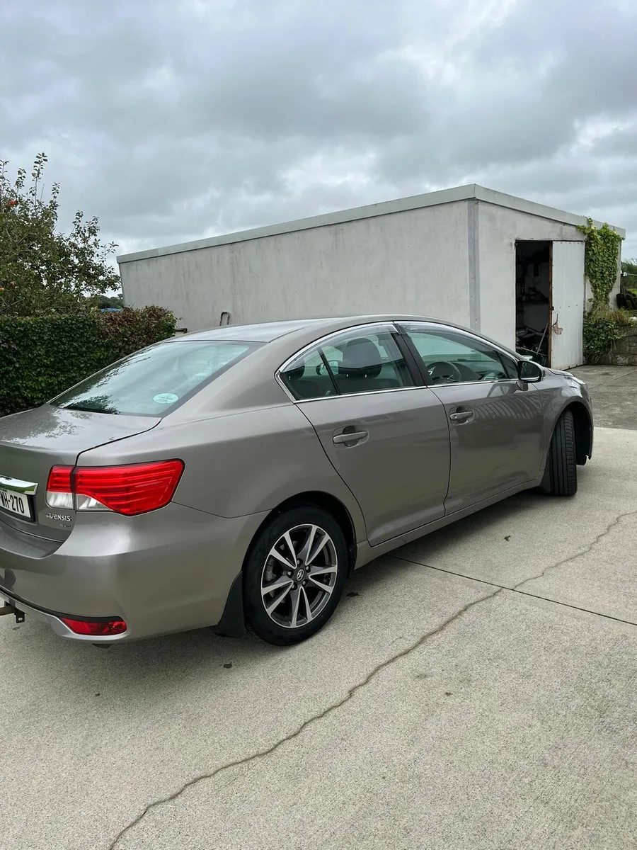 Toyota Avensis Diesel 2.0 D4D - Image 3