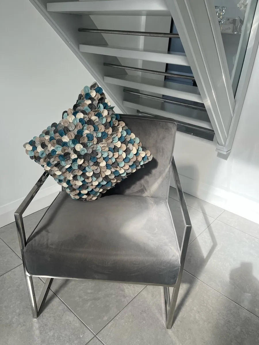 Chair - Image 1