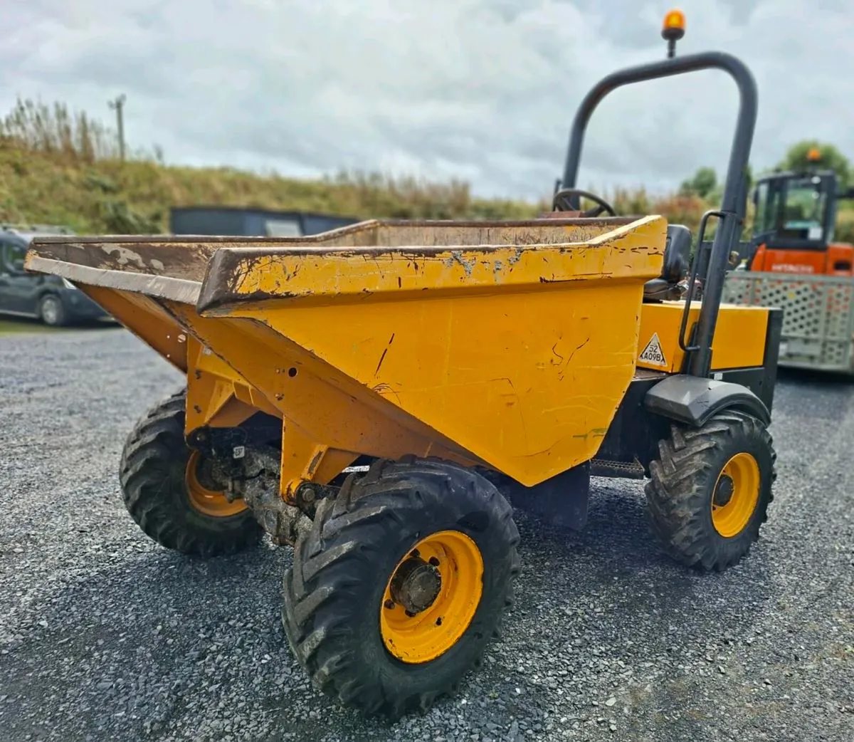 2016 JCB 3 Ton Dumper - Image 3