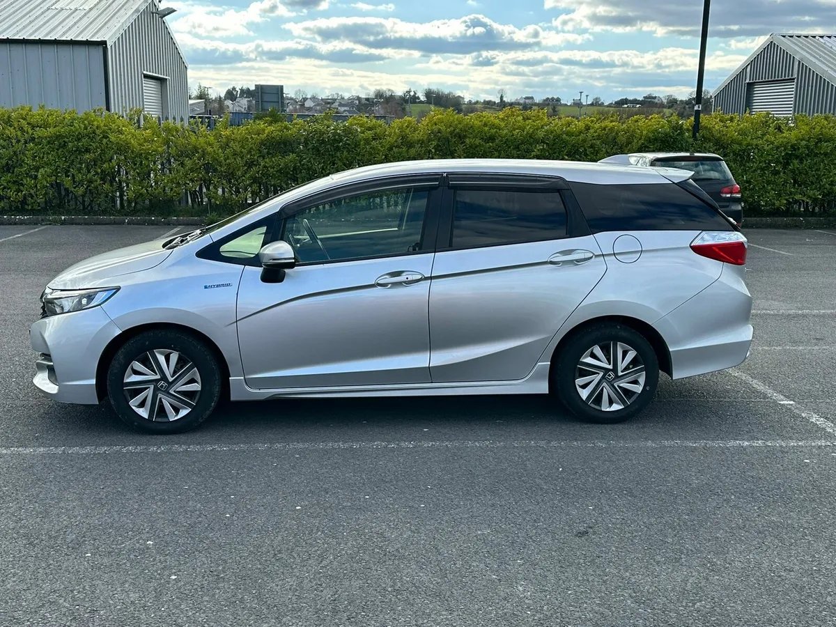 Honda Shuttle 1.5 Petrol Hybrid New NCT - Image 4