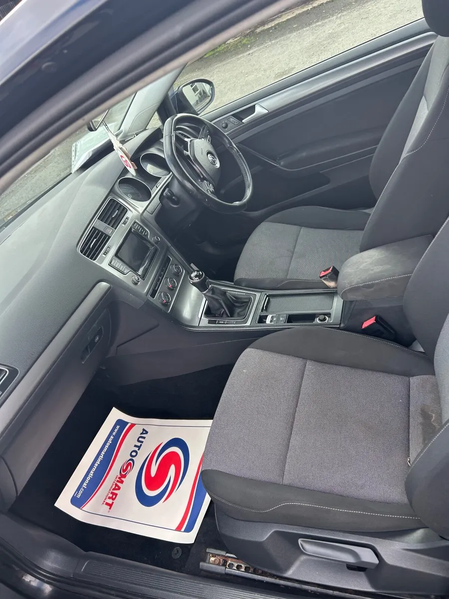 2014 Volkswagen Golf 1.6 TDI doe October 25 - Image 3
