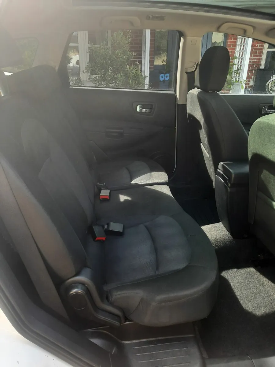 Nissan Qashqai+2 2012 - Image 2
