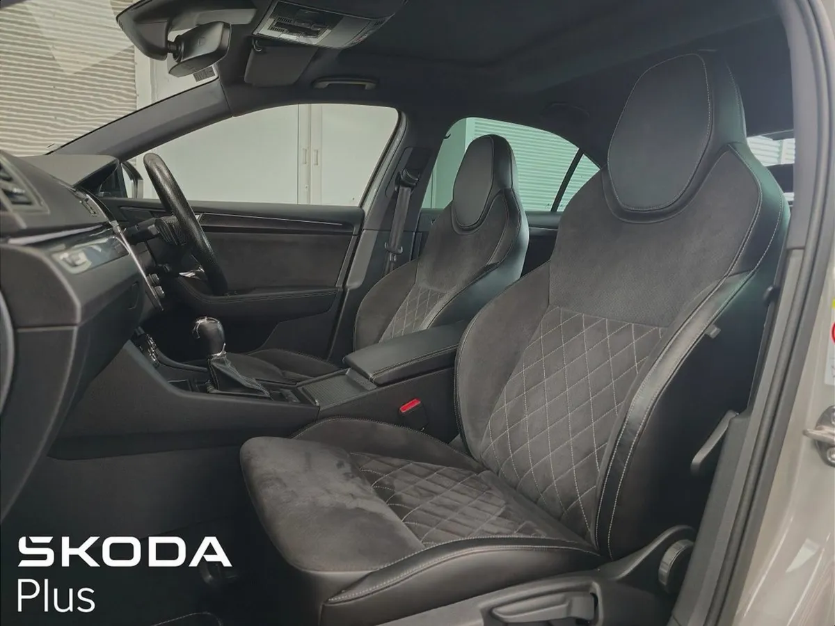 Skoda Superb Superb SPT 2.0tdi 150HP DSG - Image 4