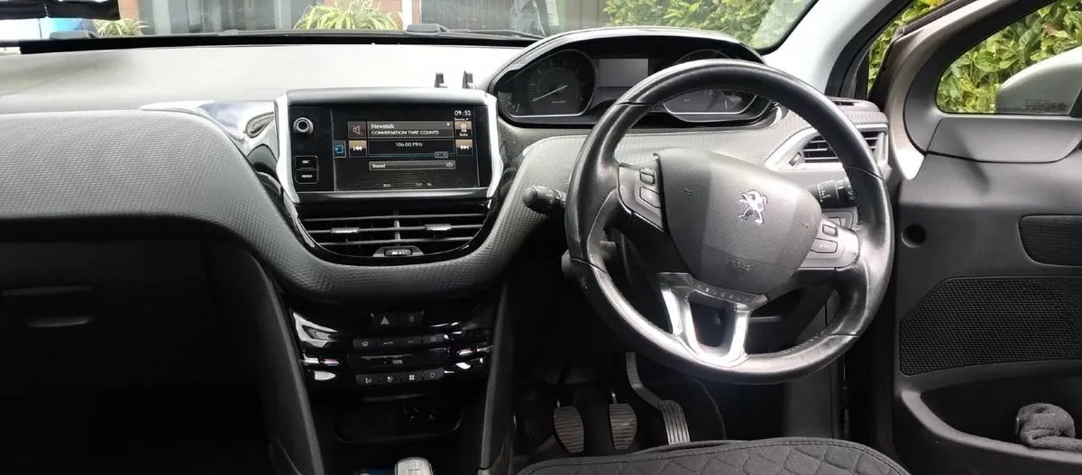 Peugeot 2008 2017 - Image 3