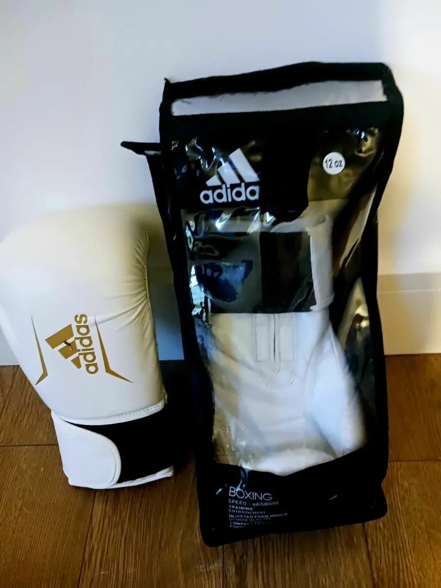 Boxing equipment - Image 2