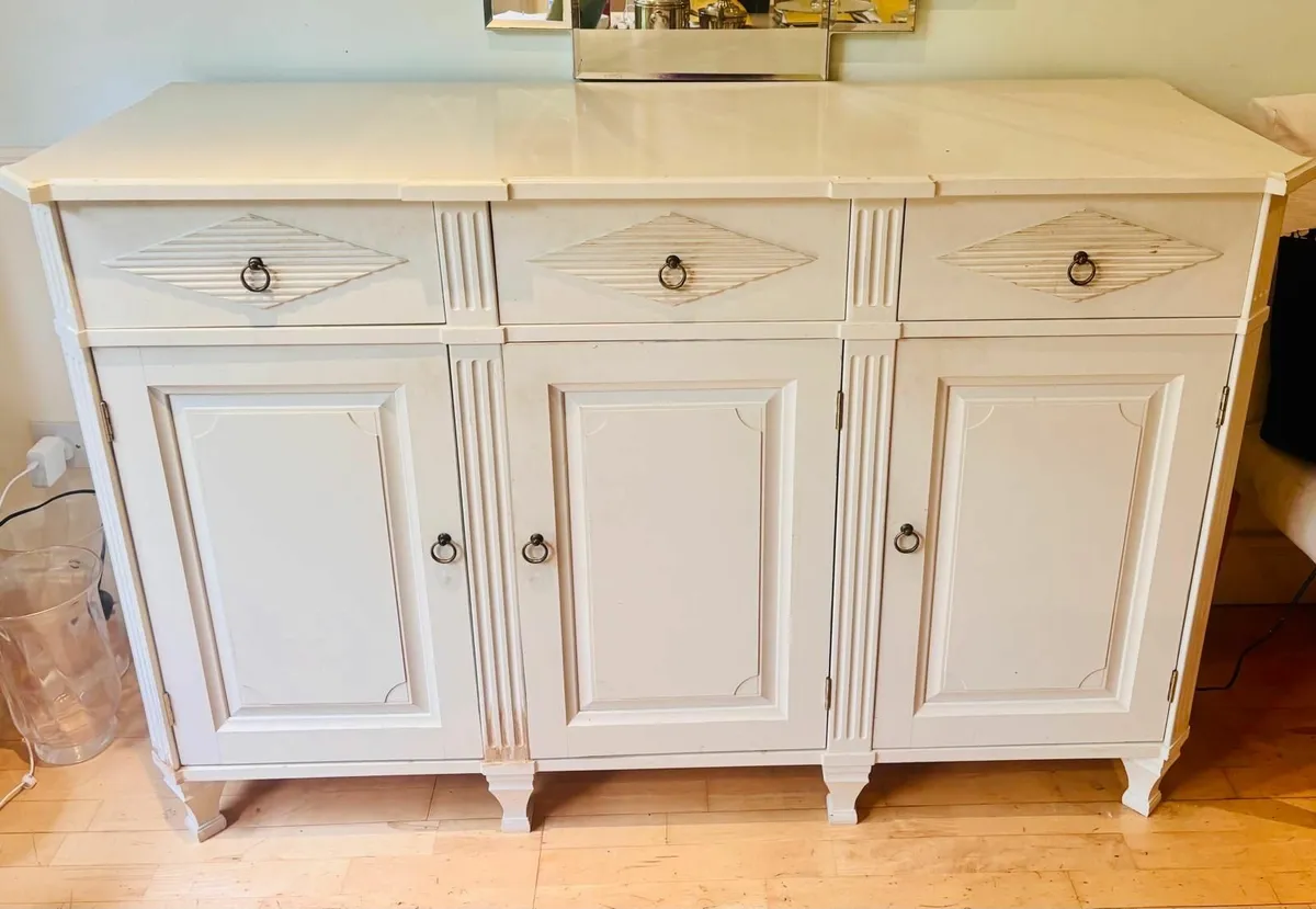 Side Cabinet/ Console
