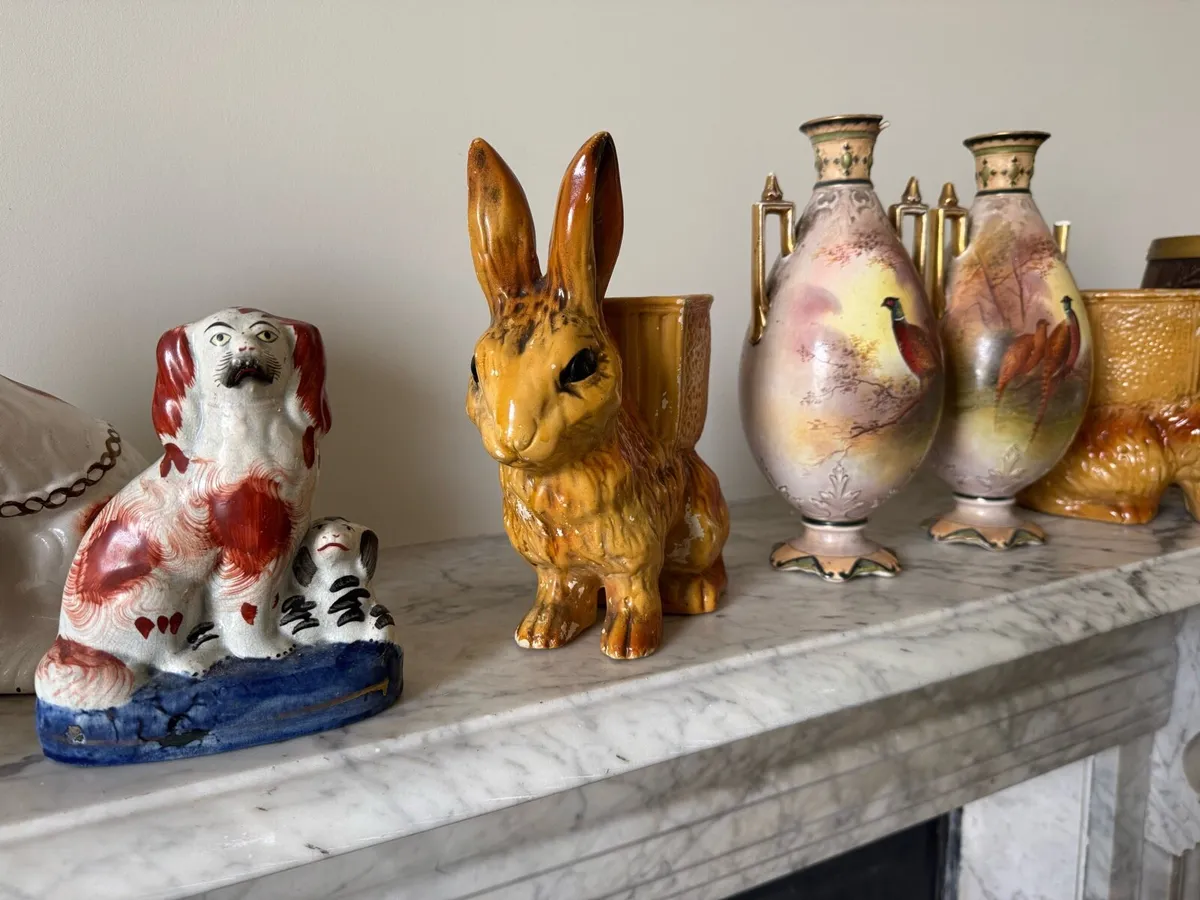 Pub Bric a brac - Image 4