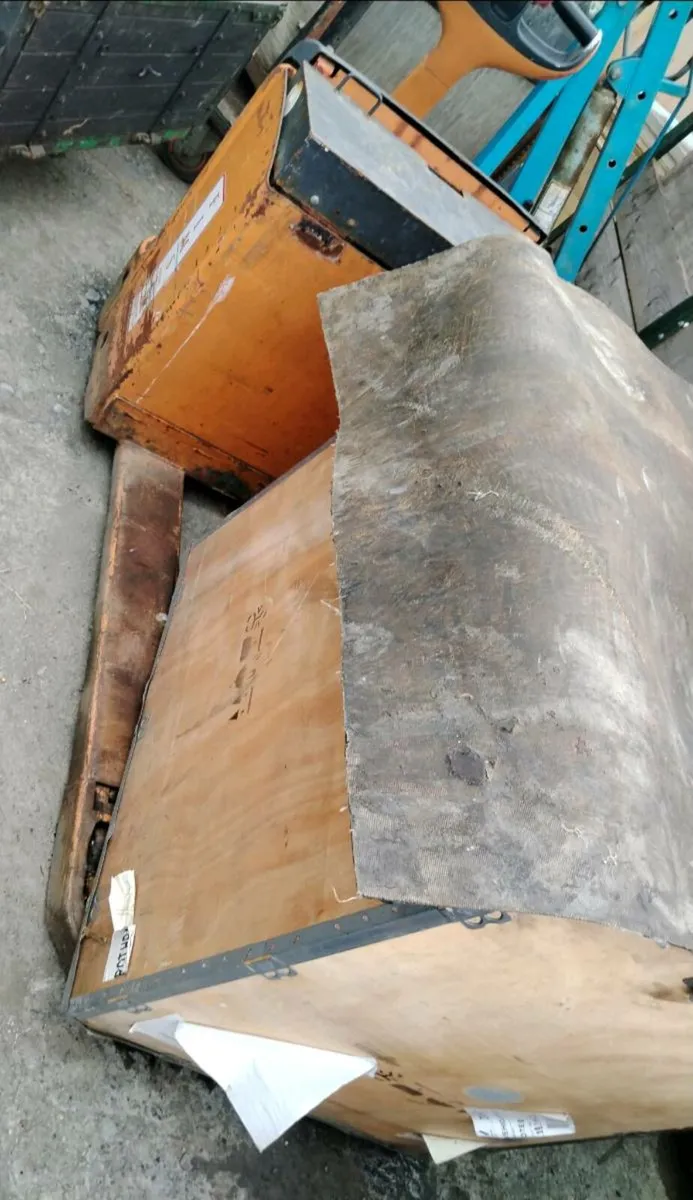 Electric pallet truck - Image 2