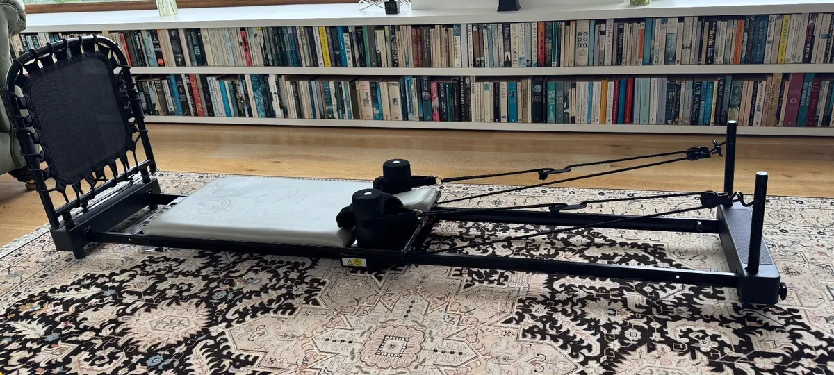 Pilates reformer machine- Aeropilates - Image 4