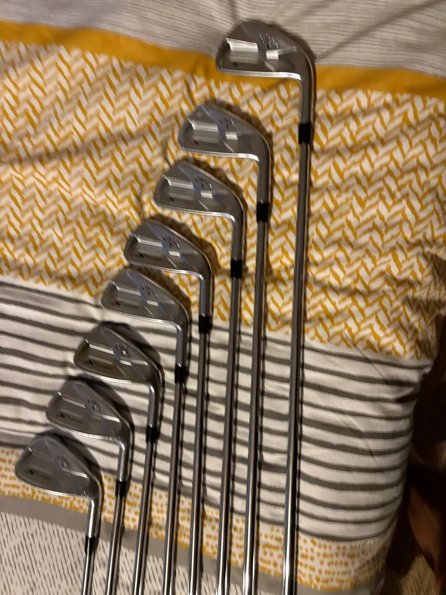 Callaway x forged irons 3iron - PW - Image 2