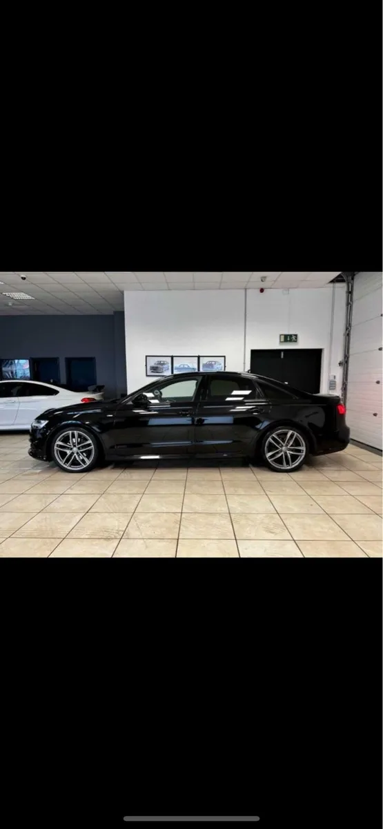 AUDI A6 2.0 TDI S LINE ULTRA - Image 2