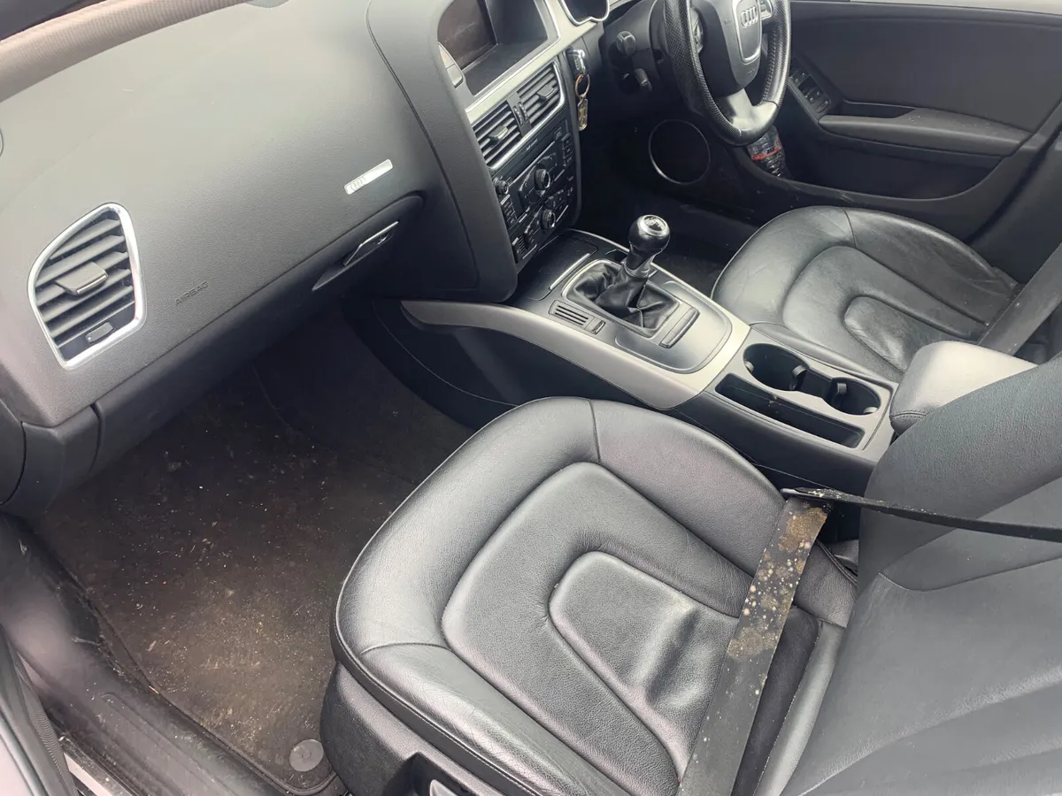 2010 AUDI. A5 DIESEL - Image 4