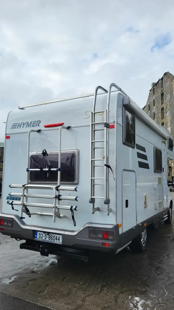 Hymer 6 berth  motorhome - Image 2