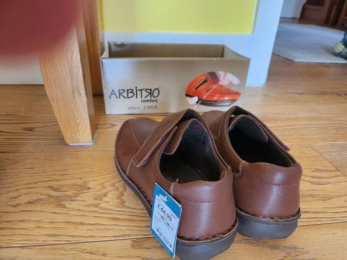 mens shoes - Image 3