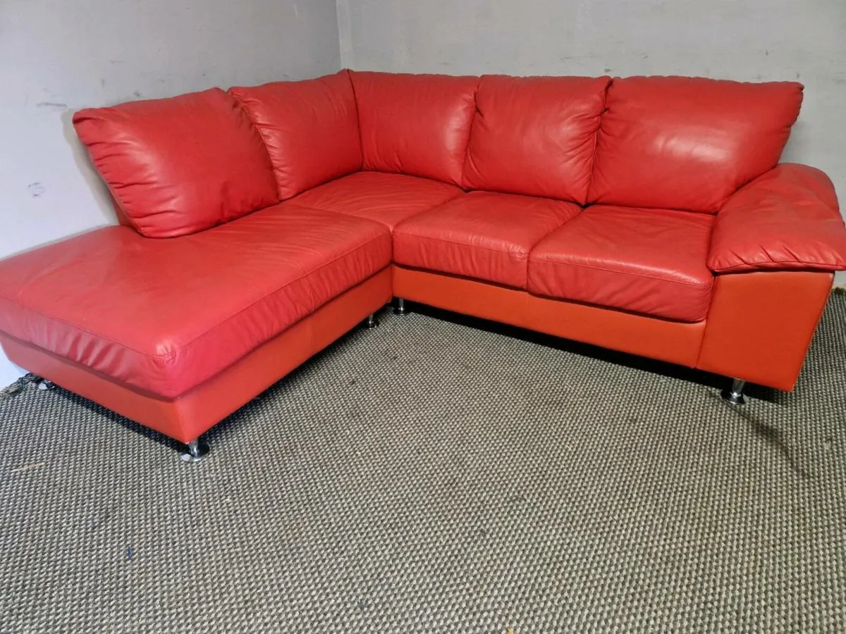 Corner sofa - Image 1