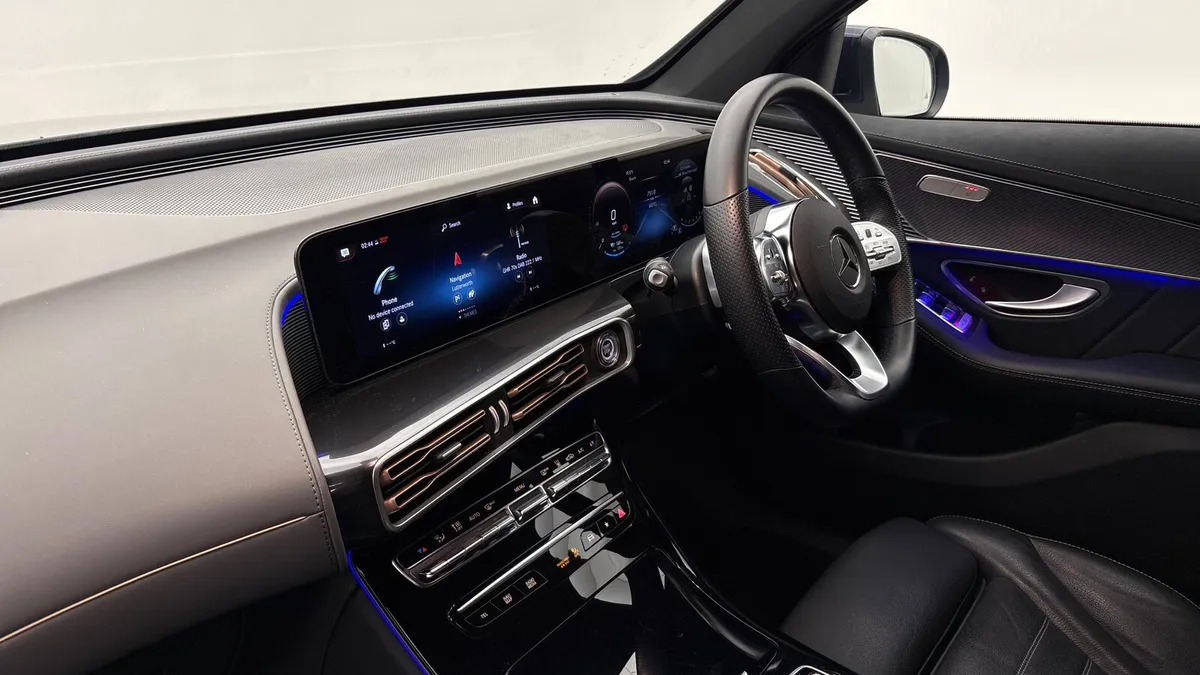 Mercedes-Benz EQC Estate AMG Line - Image 4