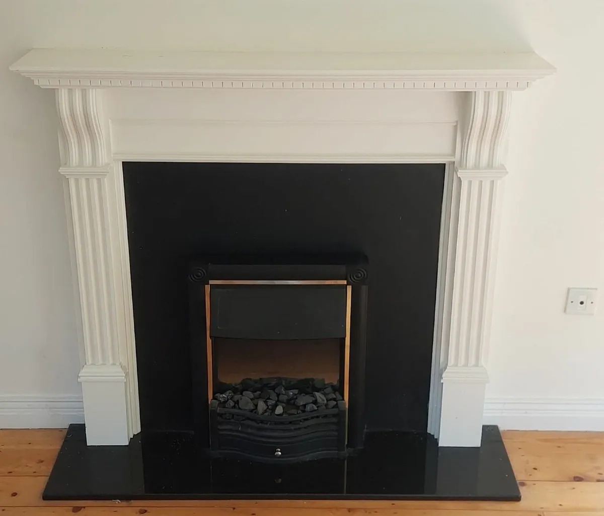 Fireplace with electrical insert