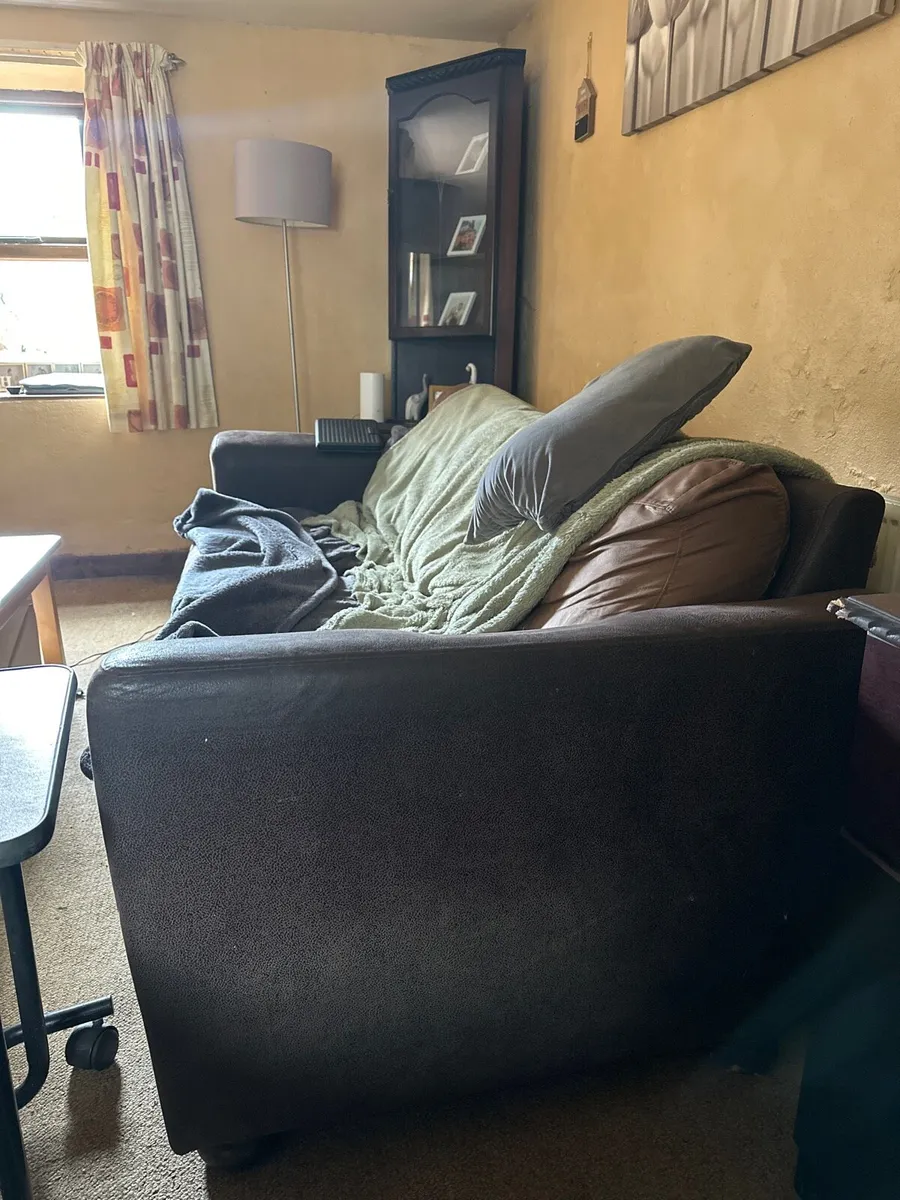 Sofa - Image 2