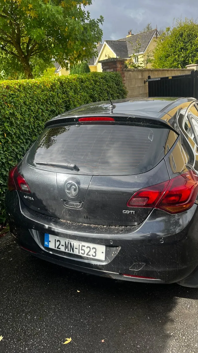 Vauxhall Astra 2012 - Image 3