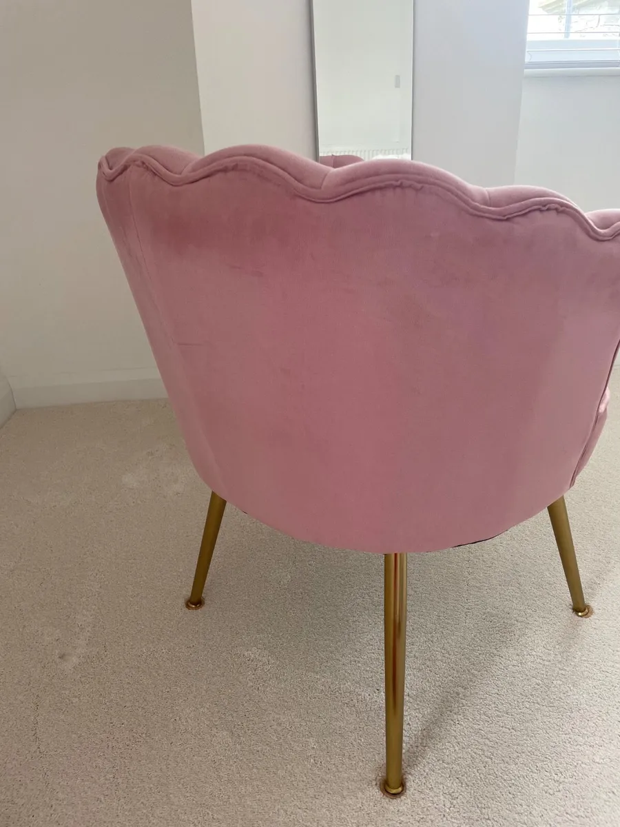 Chair - Image 4