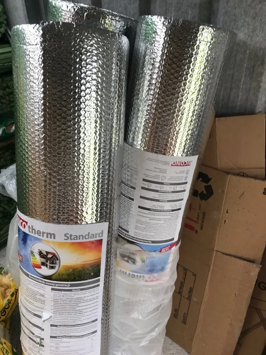 3 Rolls of Insulation - Image 2