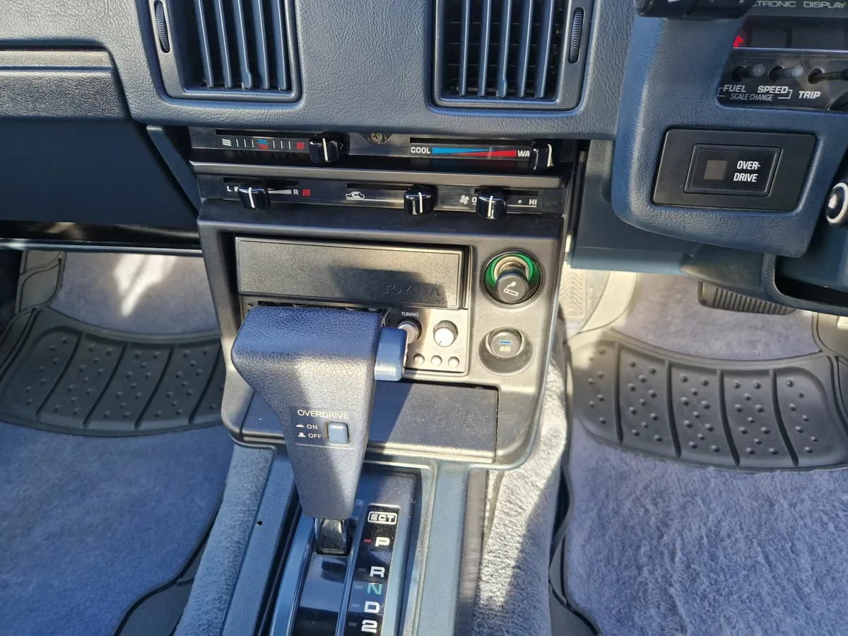 Toyota Supra 1985 - Image 2
