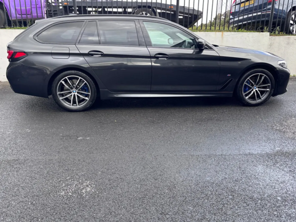 2021 BMW 5 SERIES 530e ESTATE M SPORT AUTO 292BHP - Image 3