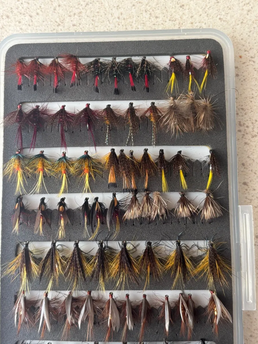 87 professionally tied lake flies - Image 4