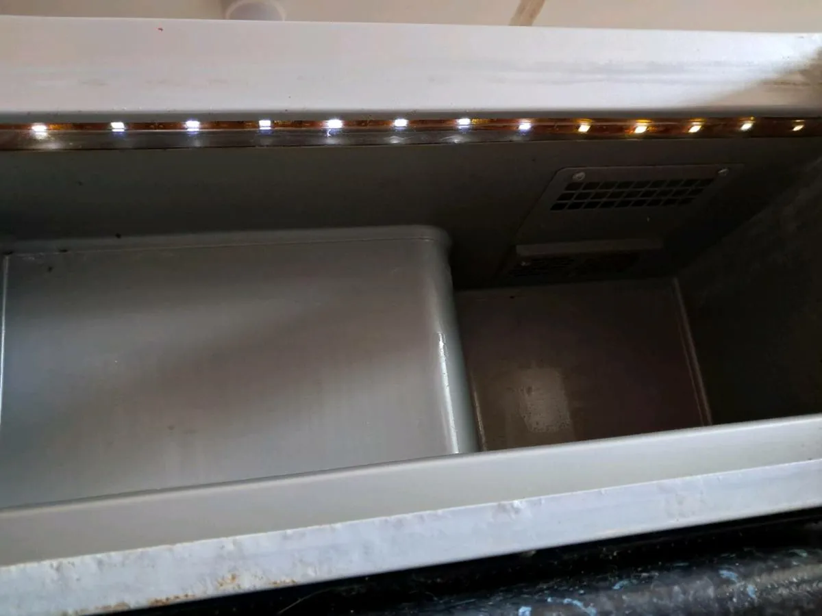 Red bull fridge - Image 1