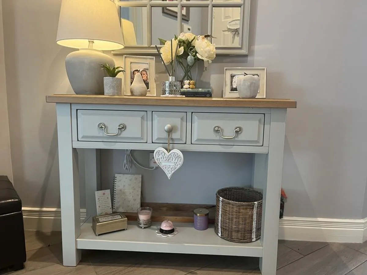 console table - Image 2