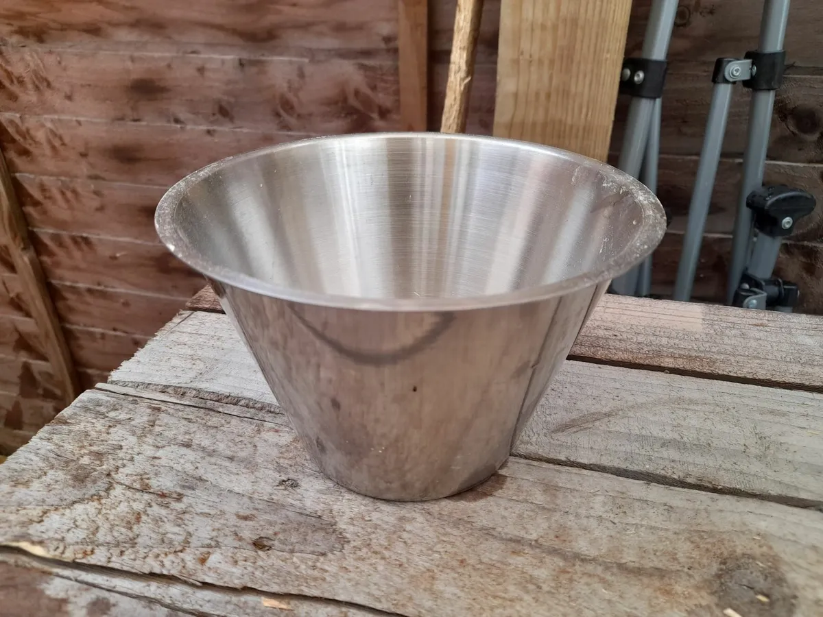 stainless steel bowl