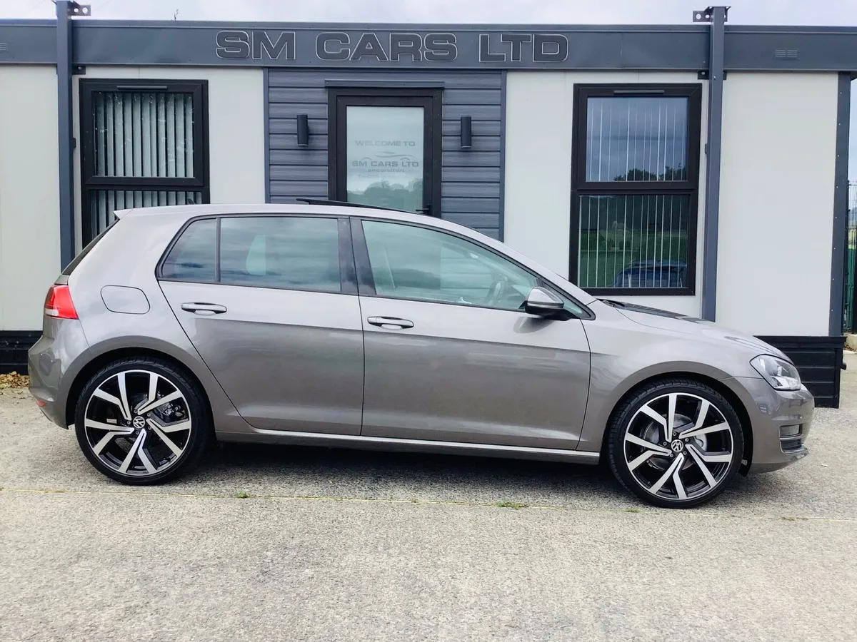 Volkswagen Golf 2017 - Image 2