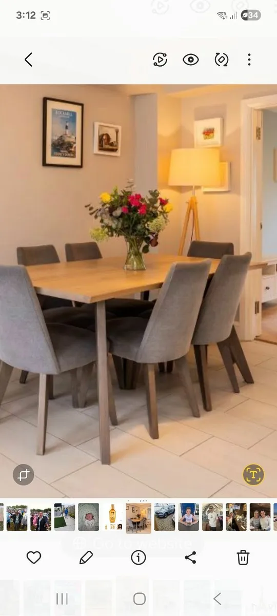 Table and chairs - Image 1
