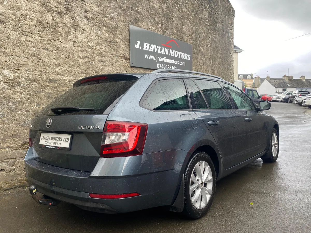 April 2017 Skoda Octavia 'Deposit taken' - Image 3