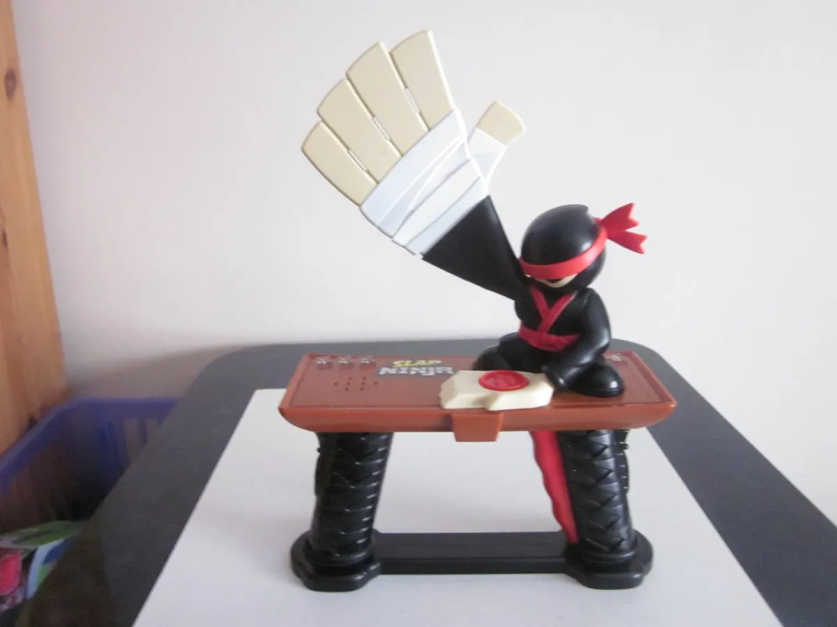 Slap Ninja Electronic Game - Image 1