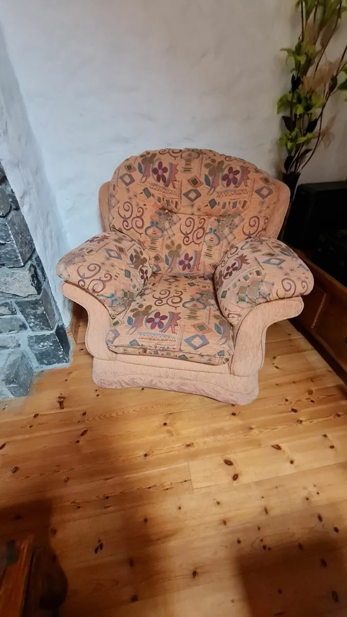 3 piece suite - Image 1