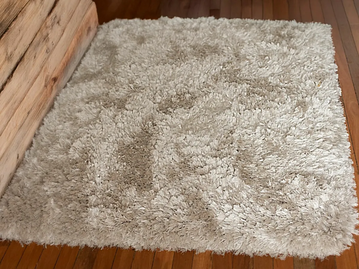 QUALITY RUG